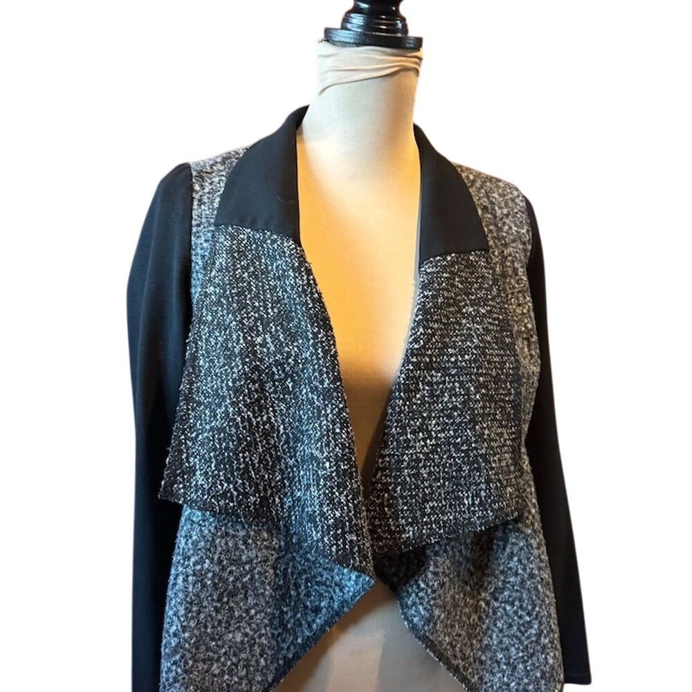 White House Black Market Women's Black Open Cardigan Jacket Size 8